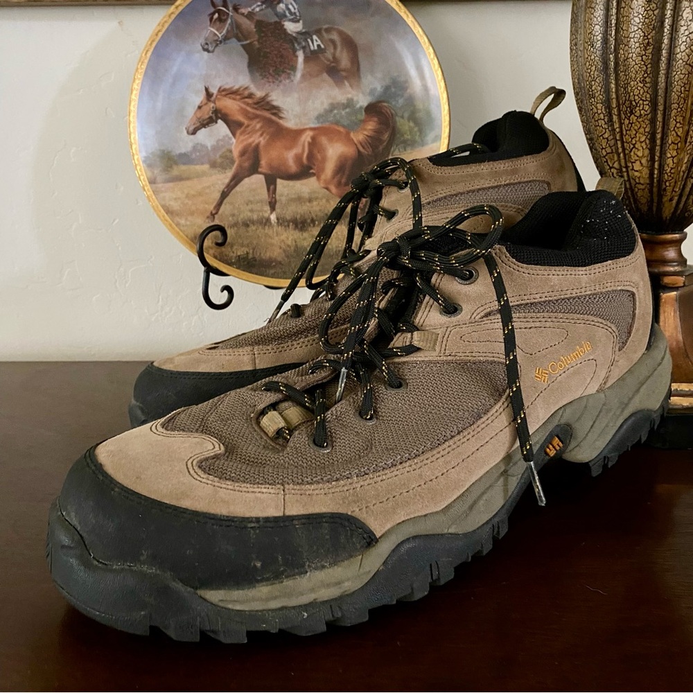 Men’s Sz 17 Columbia Trail Meister II Shoes Brown Low Top Omni Grip Hiking